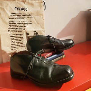 handmade CYDWOQ SHOES circa 2004 size 40